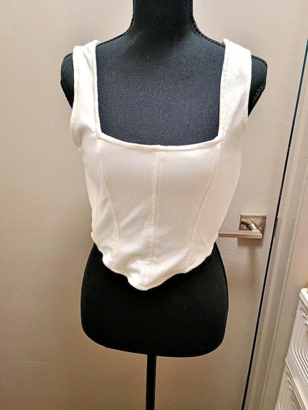 MELROSE White Crop Top Size Medium Like New